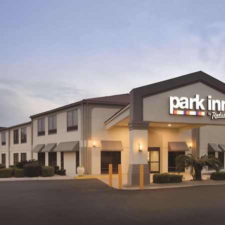 Park Inn By Radisson Albany Exteriör bild