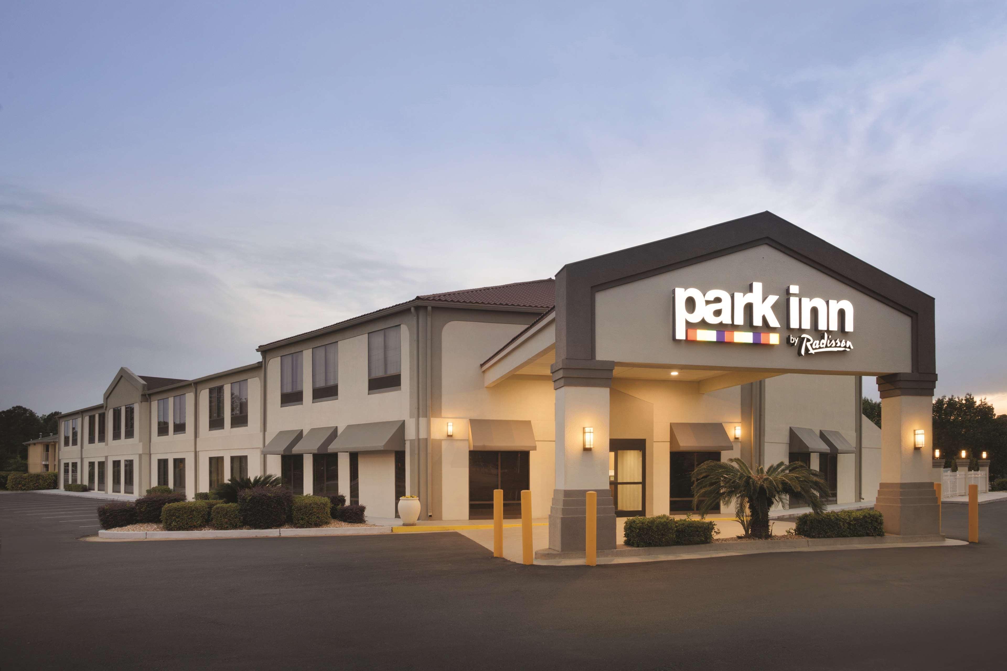 Park Inn By Radisson Albany Exteriör bild